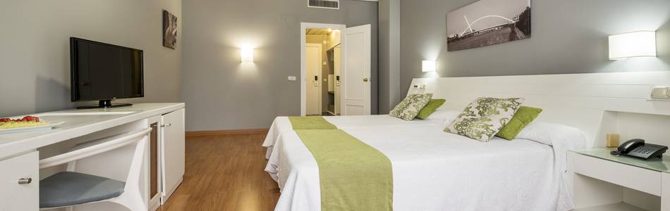 Camera doppia hotel ilunion alcora sevilla siviglia Camera doppia hotel ilunion alcora sevilla siviglia