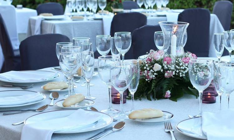 ALCORA I + II Hotel Ilunion Alcora Sevilla Siviglia ALCORA I + II Hotel Ilunion Alcora Sevilla Siviglia