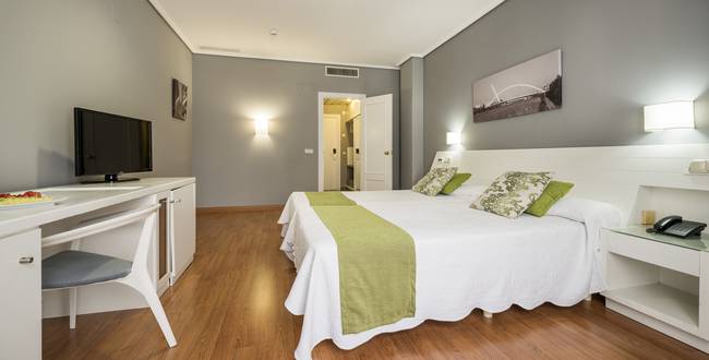 Camera doppia hotel ilunion alcora sevilla siviglia Camera doppia hotel ilunion alcora sevilla siviglia